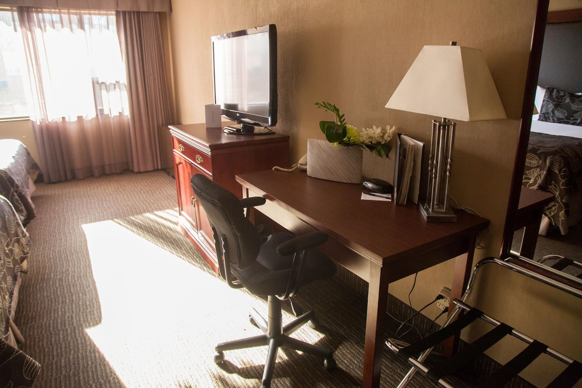 Medicine Hat Lodge, Trademark Collection By Wyndham Exteriér fotografie