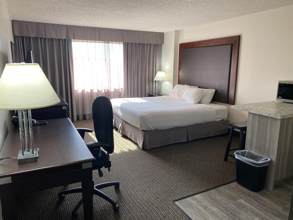 Medicine Hat Lodge, Trademark Collection By Wyndham Exteriér fotografie