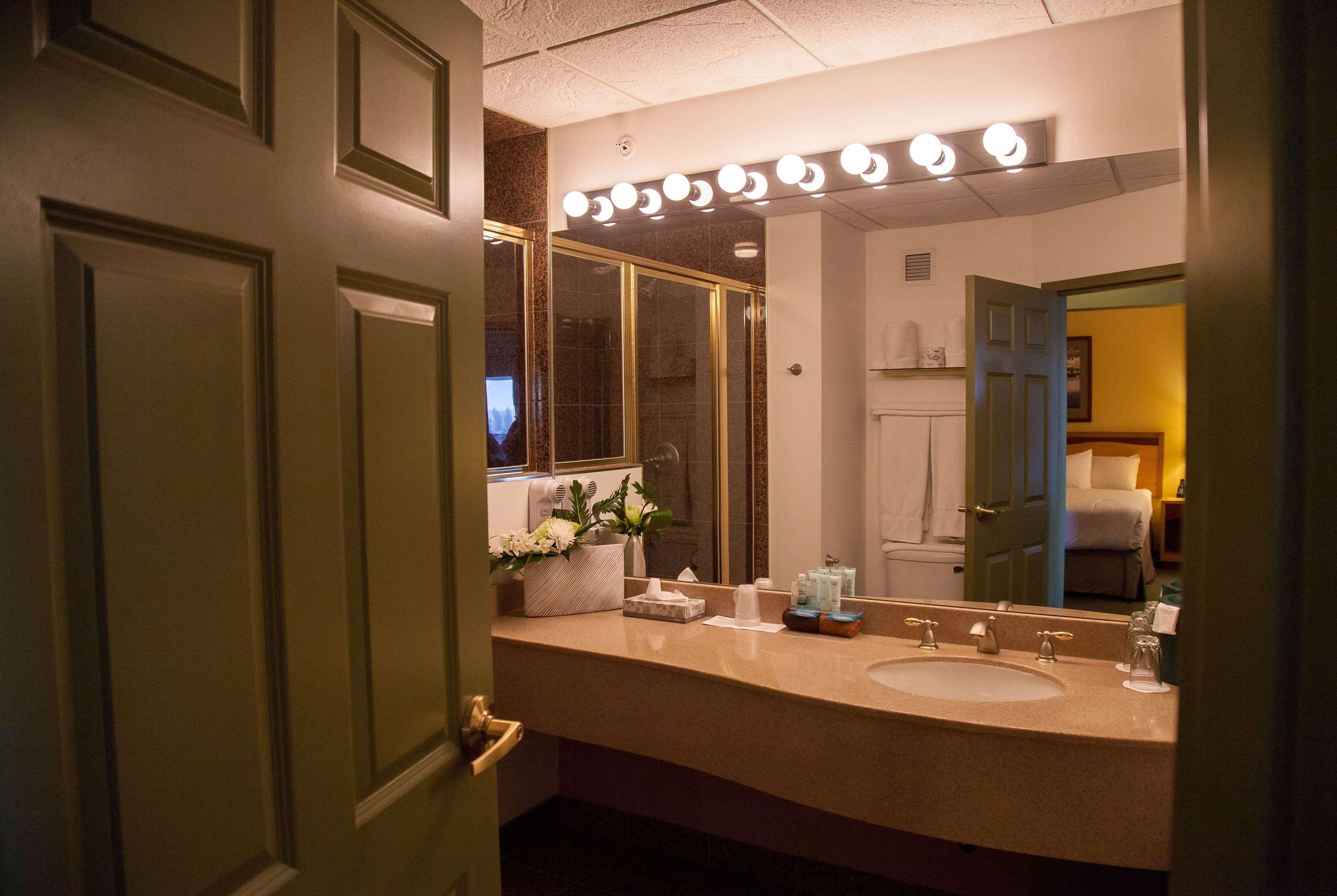 Medicine Hat Lodge, Trademark Collection By Wyndham Exteriér fotografie